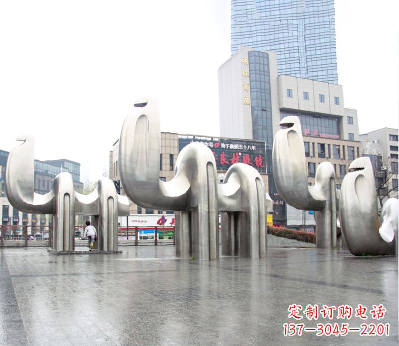 成都不锈钢骆驼雕塑,更添雅致风情