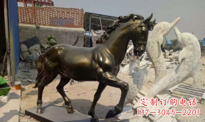 成都马玻璃钢仿铜动物雕塑