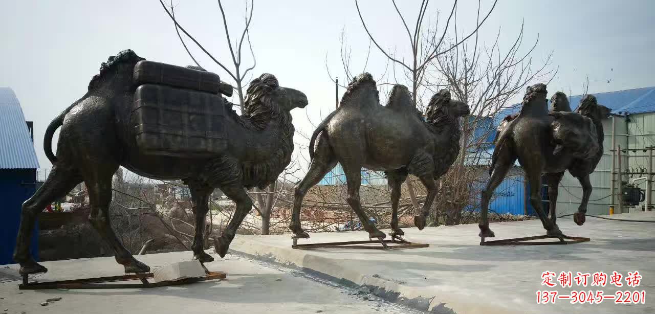 成都丝绸之路铜骆驼雕塑