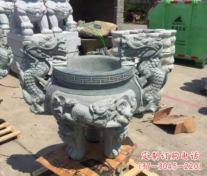 成都寺庙景观青石龙头香炉石雕 (2)