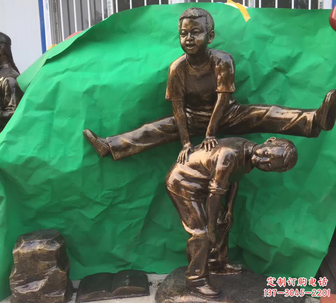 成都跳马儿童铜雕