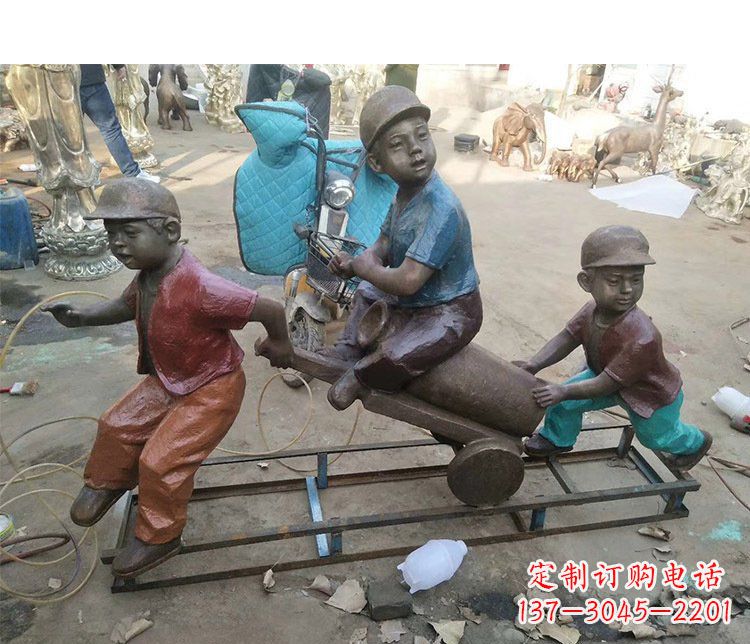 成都铜雕彩绘庭院玩耍儿童雕塑