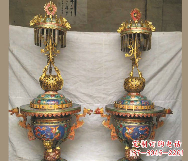 成都铜雕彩绘香炉景观摆件