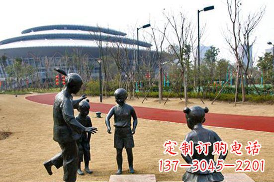 成都玩游戏儿童公园人物铜雕