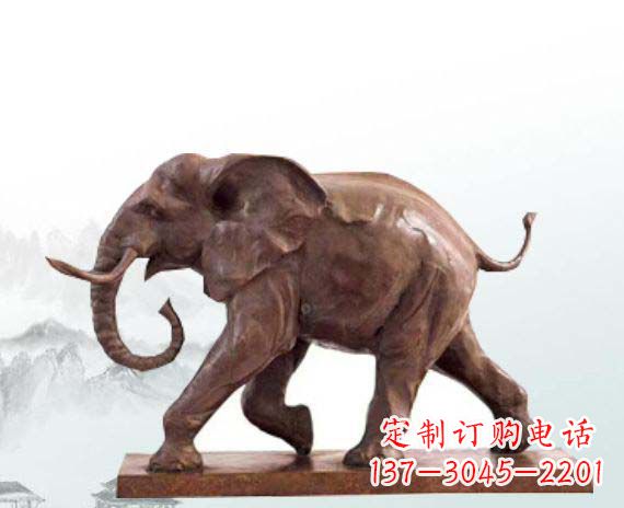 成都晚霞红大象公园动物石雕