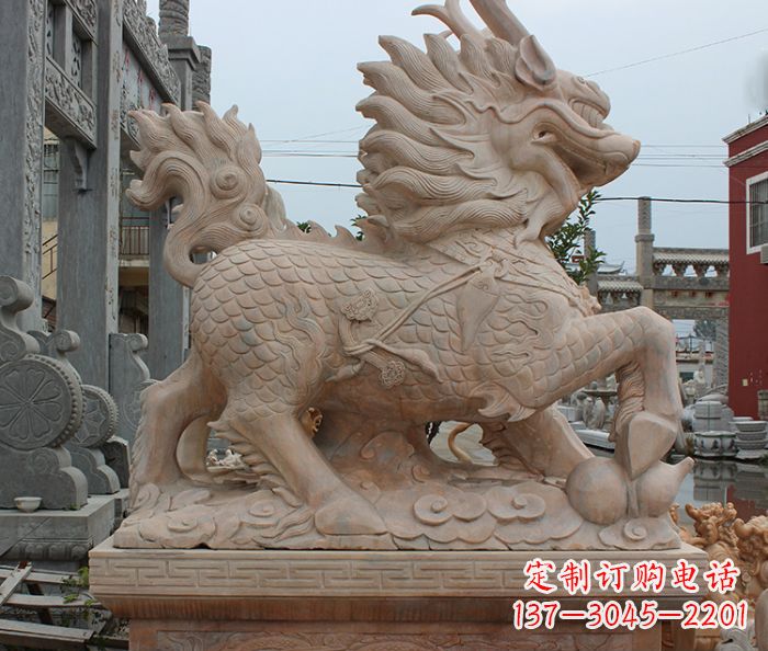 成都晚霞红古代神兽麒麟石雕