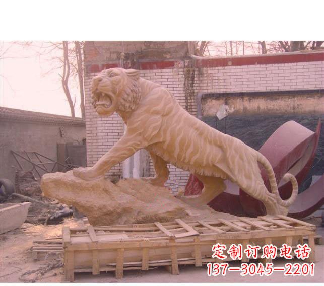 成都晚霞红老虎石雕 (2)