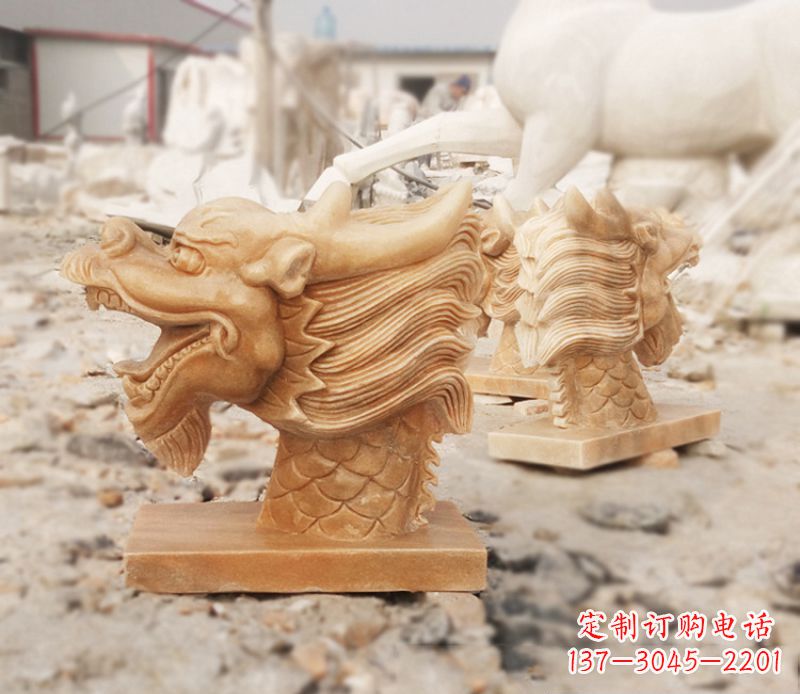 成都晚霞红喷水龙头雕塑