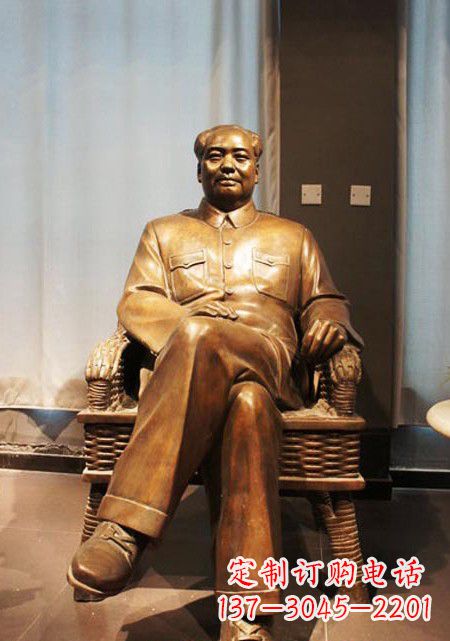 成都伟大的主席铜雕像