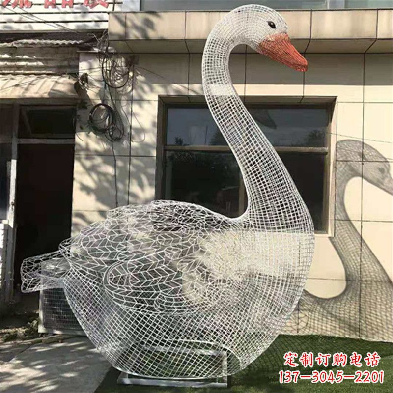 成都卧姿天鹅不锈钢草坪网格动物摆件