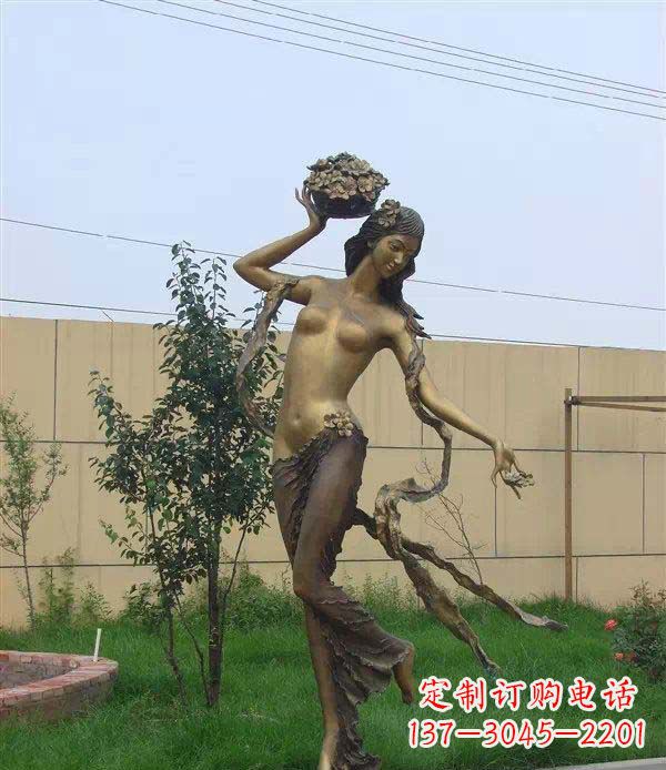 成都西方美女公园人物铜雕