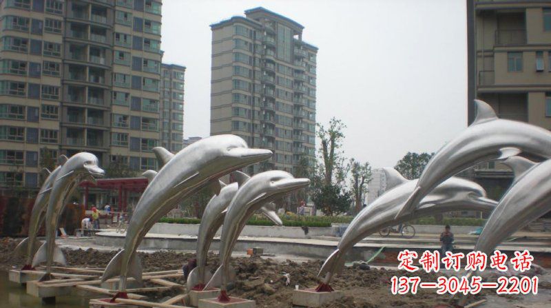 成都小区不锈钢跳跃海豚雕塑