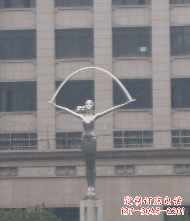 成都校园不锈钢女孩雕塑