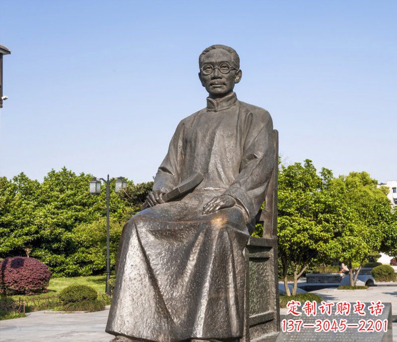 成都校园蔡元培名人铜雕