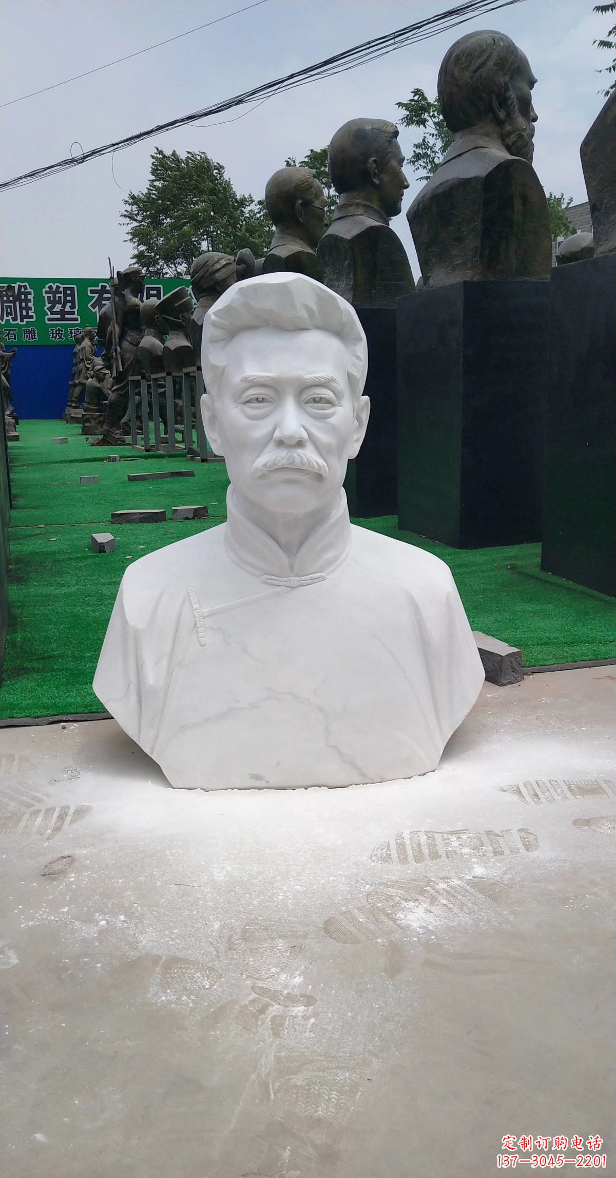 成都校园名人汉白玉鲁迅头像
