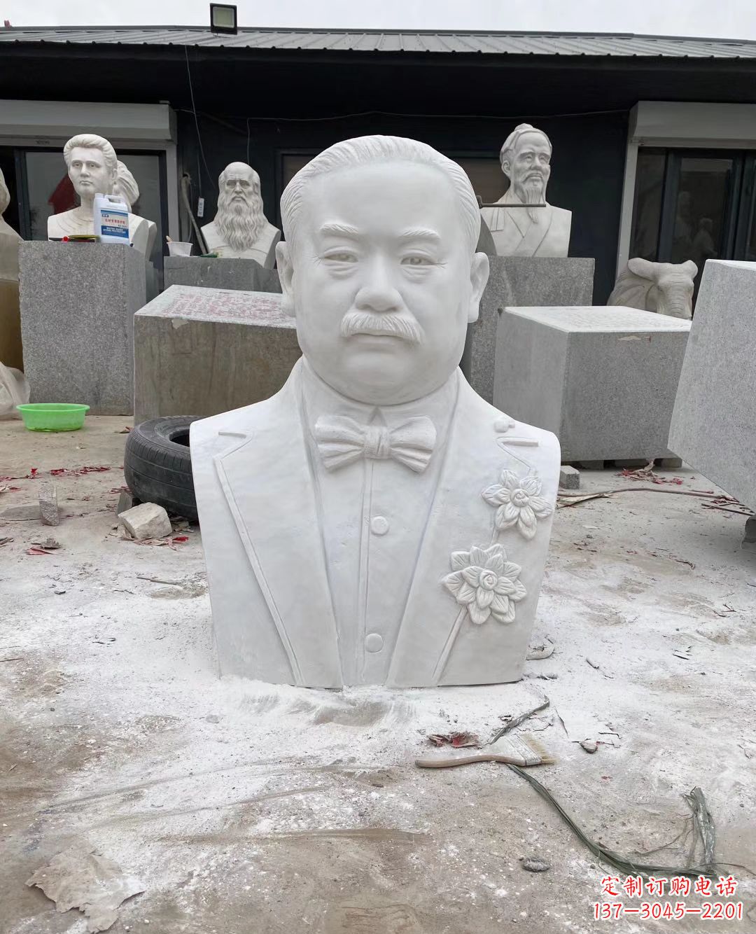 成都校园名人詹天佑头像石雕
