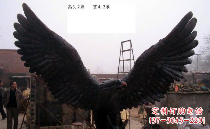 成都雄鹰展翅老鹰铜雕