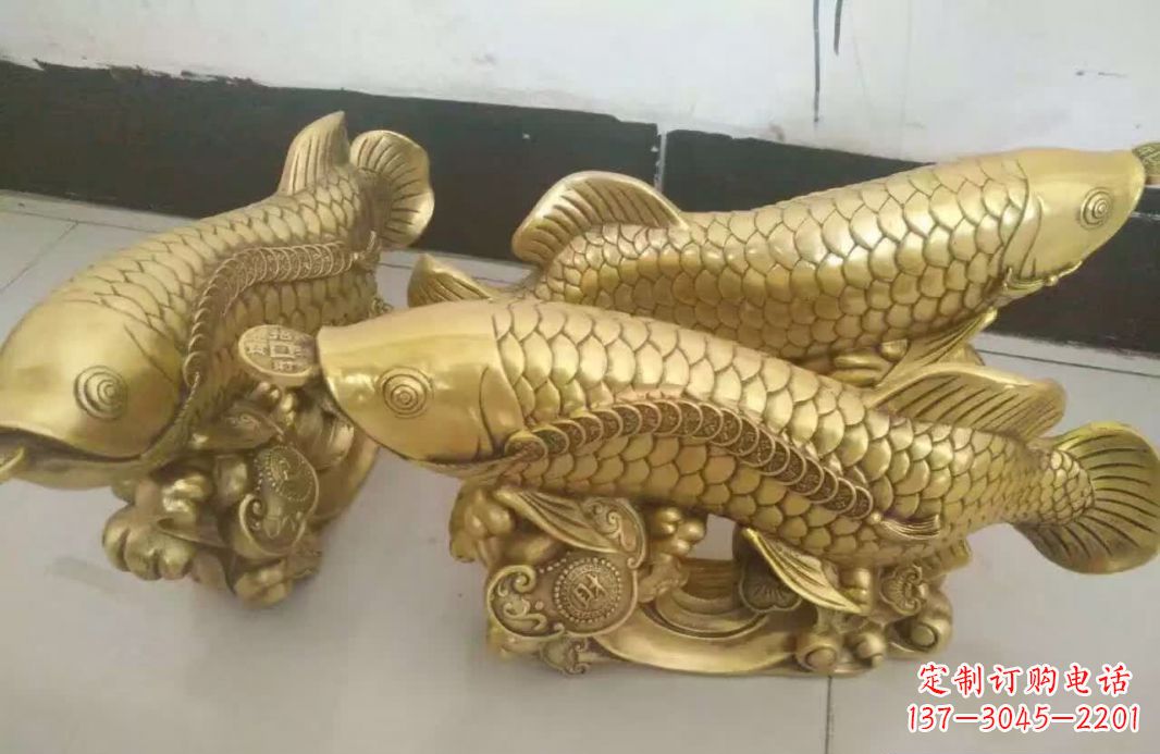 成都招财金龙鱼雕塑