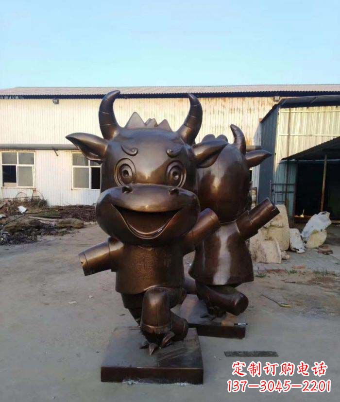 成都招财牛玻璃钢仿铜动物雕塑