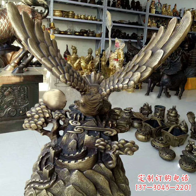 成都铸铜老鹰雕塑